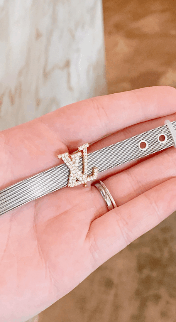 Pulseira Charm com berloque