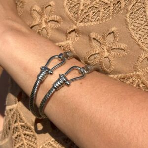 Bracelete em Aço